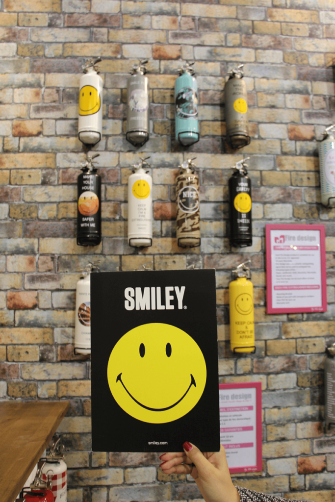 extincteur décoratif Smiley Fire design